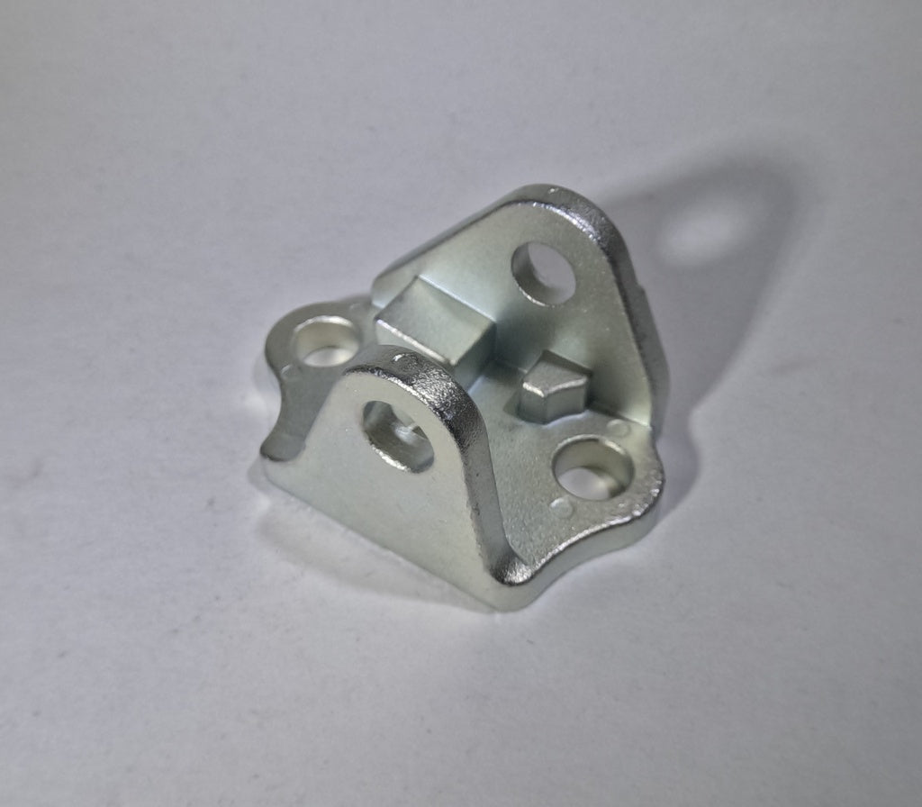 Bracket, footrest, LH