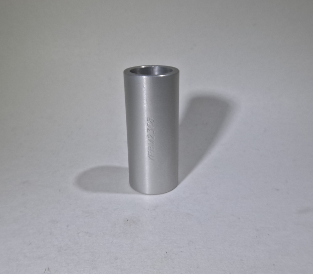 Bike mount adaptor bushing