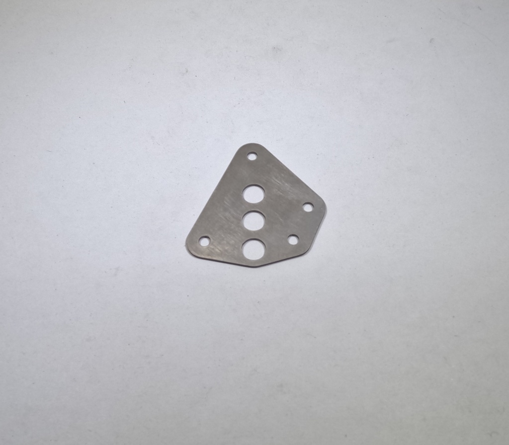 Suspension mount plate, front M10