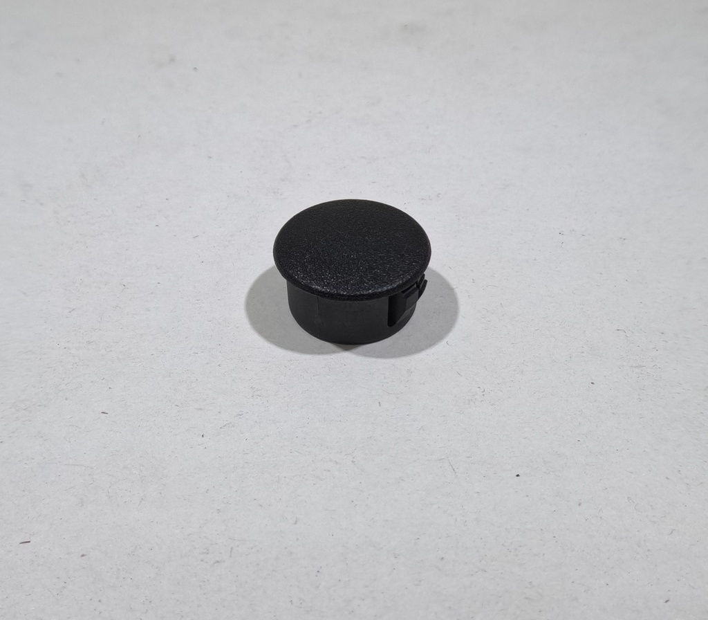 Locking panel plugs 11/16'' ID
