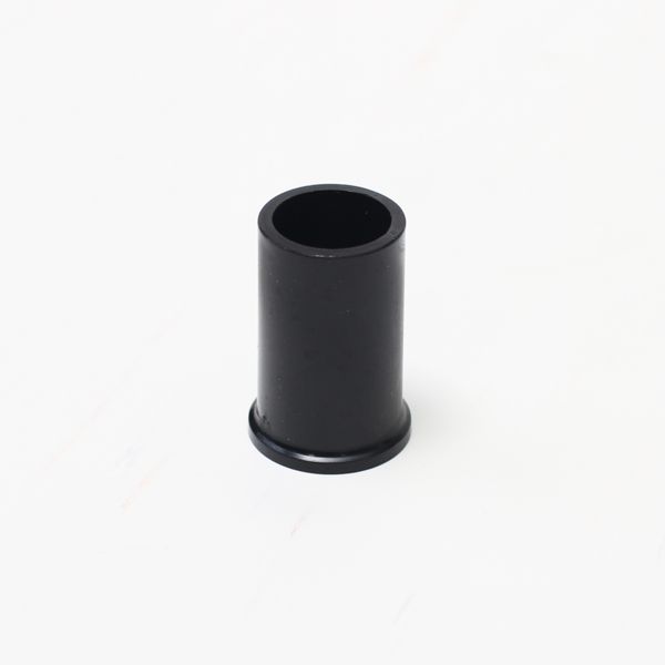 Rear shaft outer plastic spacer