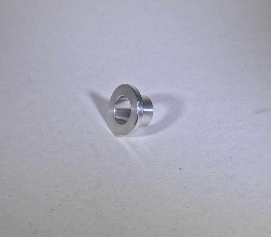 Spacer, upper shock bushing - RRS